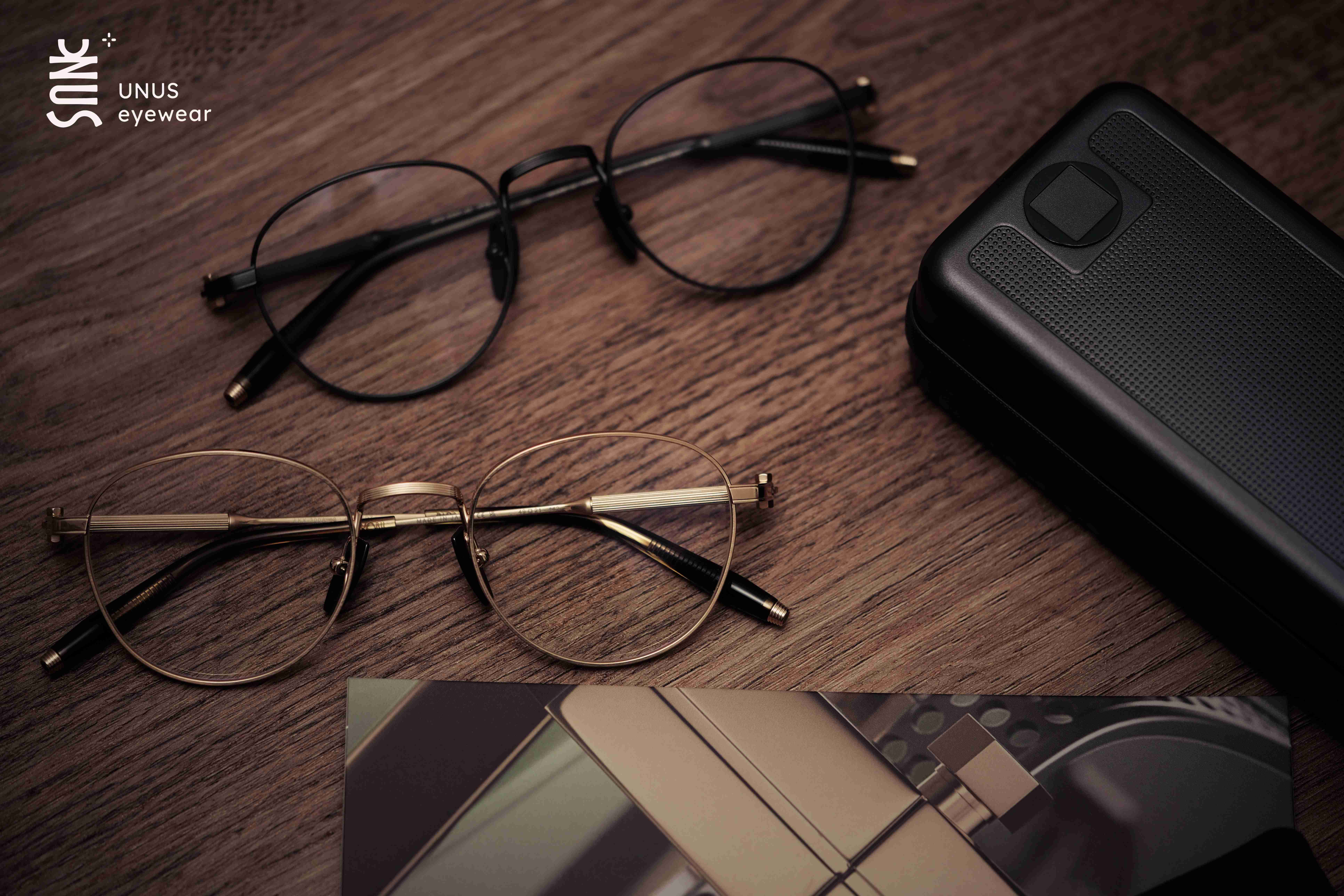 AKX300 1
